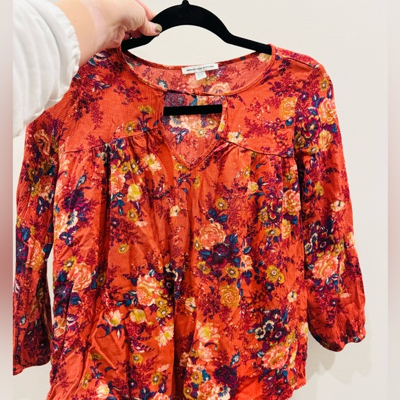 AEO 🦅 Floral Blouse - Picture 1 of 2